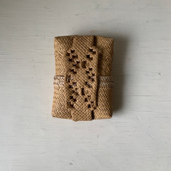 Vintage Basket  Woven Pouch
