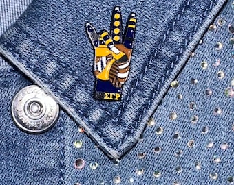 Sigma Gamma Rho Hand-sign Pin
