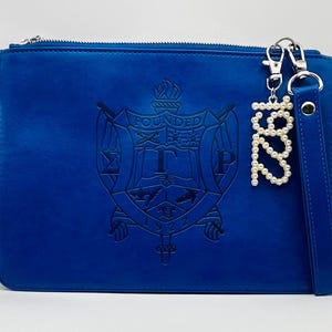 1922 SGRho Pearl Charm