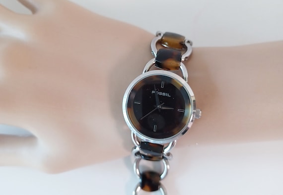 Round Brown Fossil Watches For Women, Size: 29MM at Rs 1999/piece in Surat