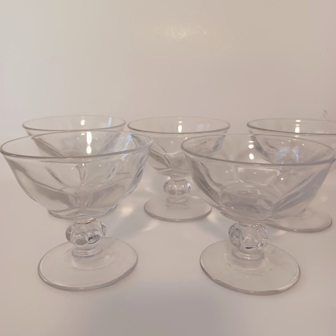1960s Glass DESSERT CUPS / Vintage Dessert Cups /dessert Bowl / Set of