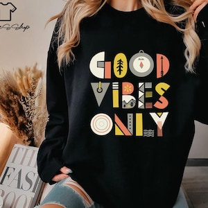 Good Vibes Only T-Shirt, Hippie Shirt, Hippie Soul Shirt, Peace T Shirts, Hippie Life Outfit,  Kindness Shirt, Retro Boho Shirt