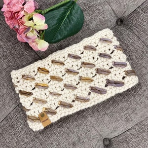 Just Keep Stitching Cowl Pattern - CROCHET PATTERN | PDF Download | Cowl | Neckwarmer
