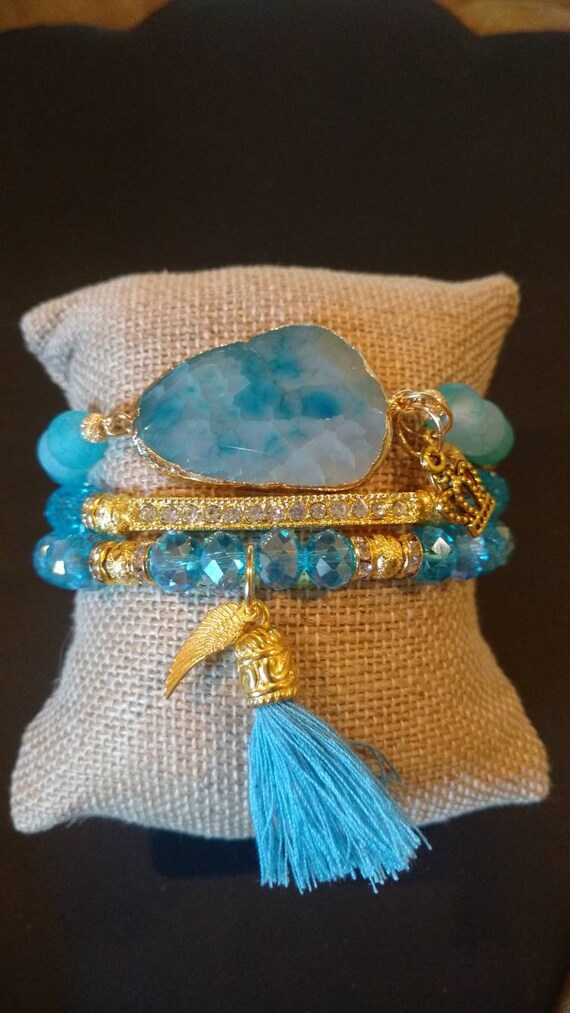 a stretchable turquoise braceleta Gift for Ladies a Turquoise Necklace a pair of turquoise pendant tassel earrings Turquoise 3pcs Set