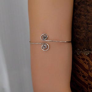 Silver Arm Cuff - Upper Arm Cuff Bracelet - Spiral Arm Band - Handmade Jewelry - Oxidized Arm Jewelry - Boho Jewelry -Adjustable Silver Cuff