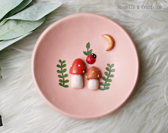 MUSHROOM TRINKET DISH, Retro Handmade Dish, Cottagecore, Mushroom Ring Dish, Jewelry Mushroom Dish, Moon Dish Tray, Boho Jewelry Dish, Craft