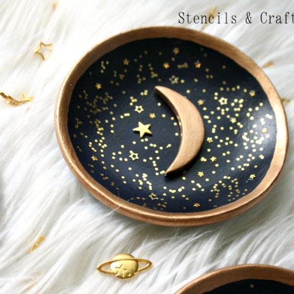 MOON Trinket Dish, Crescent Moon Ring Dish, Starry Night Moon Dish, Moon Jewelry Dish, Moon Dish Tray, Celestial Moon Dish, Handmade, Gift