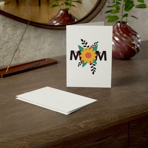 Biglietto d'auguri floreale personalizzato per la festa della mamma, 5 x 7 pollici, per compleanni, anniversari, biglietti di ringraziamento, regali. Può essere spedito con messaggio personale.