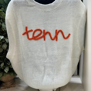 Tenn sleeveless sweater