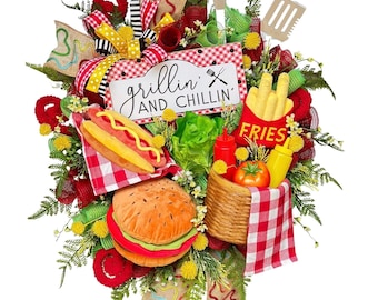 Grillin' and Chillin' BBQ Wreath: Summer Picnic Door Decor