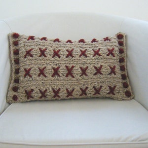 Cranberry Kisses Cushion Pillow Cover Knitting Pattern image 4