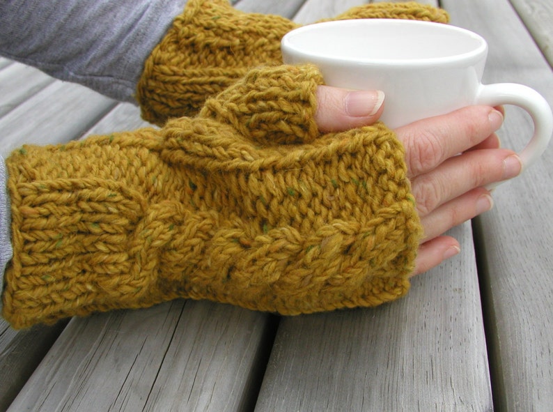 Weekend Gloves Knitting Pattern Hand and Arm Warmer Fingerless Gloves image 8