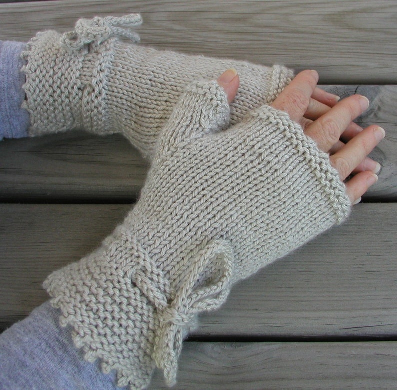 Piano Gloves Pattern Fingerless Gloves image 4