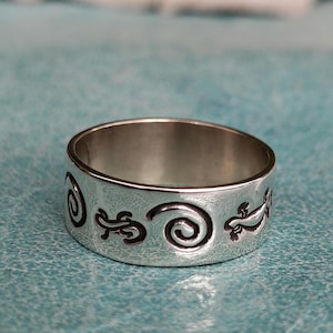Sterling Silver Lizards and Spirals Band Ring size 8