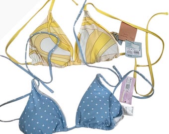 Conjunto de 2 tops de biquíni Wild Fable, tamanho G, estampa azul com bolinhas amarelas, novos com etiqueta.