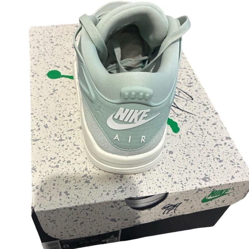 New in Box Nike Air Jordan 4 RM Seafoam Sail Womens Size 8 New In Box image 5