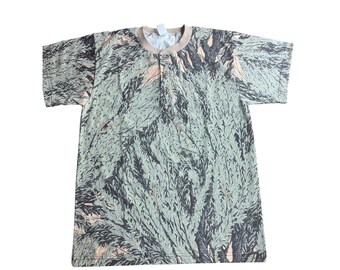 New Sage Country green Camo Henley Men's Short Sleeve Tee Size Small USA Made
