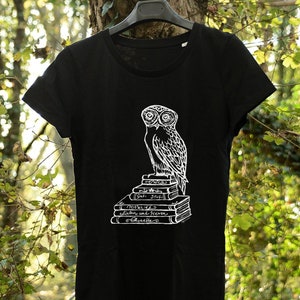 T-shirt Owl in organic cotton fairtrade, Owls on books books on owls organic clothing size S image 2