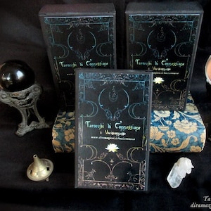 Full Tarot Deck Tarocchi di Connessione 78+2 cards limited signed 78+2 cards in rectangular black box - by Vocisconnesse
