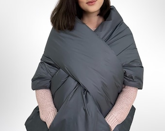 Puffer Cape Scarf with Pockets: Large Winter Blanket Shawl (20x85in)