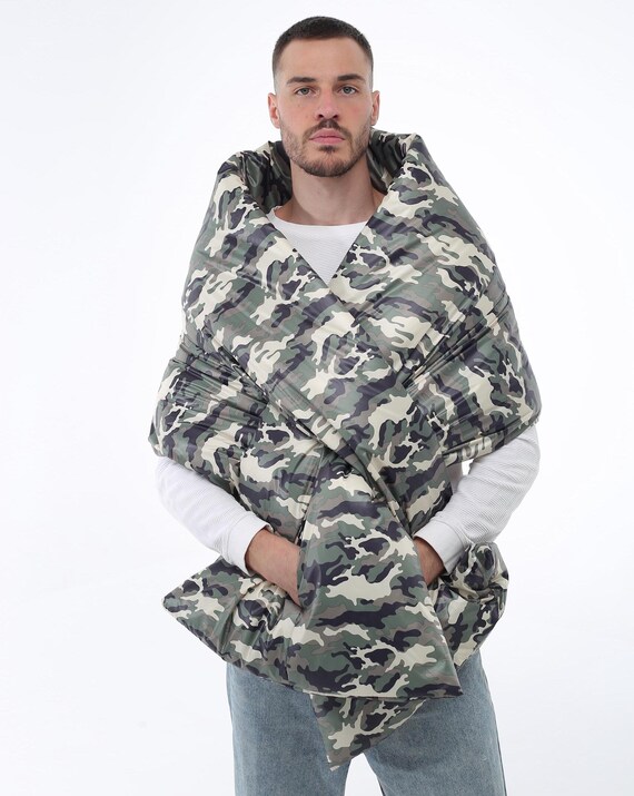 Mens Camouflage Puffer Scarf Wrap: Military Green Blanket Shawl