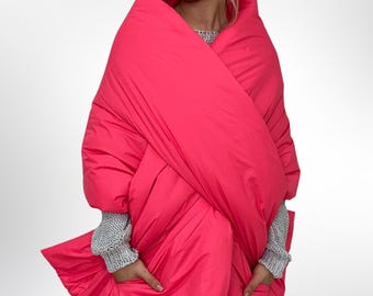 Puffer Blanket Scarf Wrap: Winter Shawl with Pockets