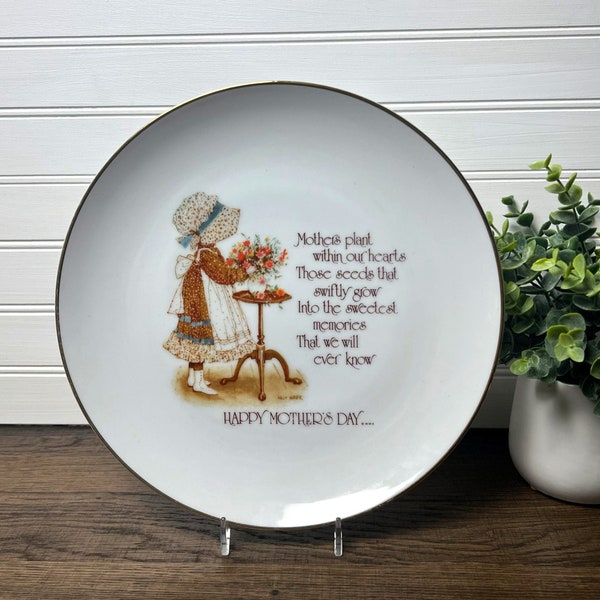 1970-1980's Holly Hobbie Commemorative Edition Mother's Day Plate | Baby Boomer Gen X Mom Gift | Rustic Country Collectible | Nostalgia