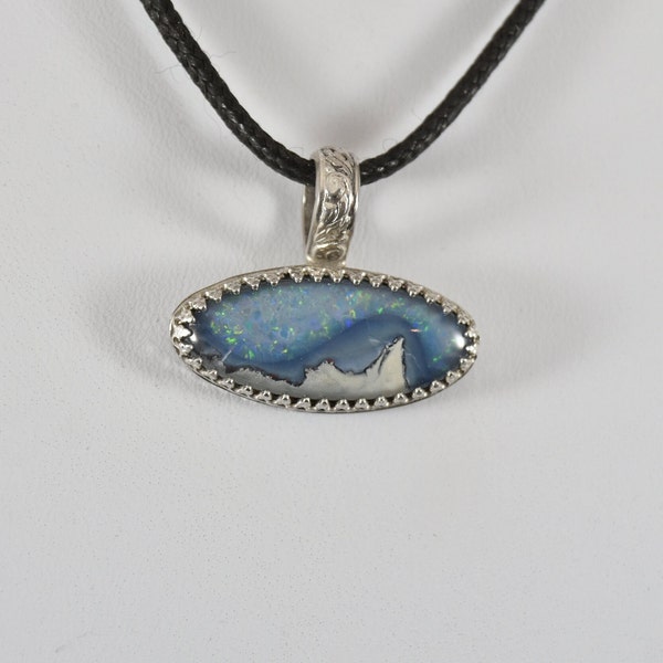 Spencer Opal Pendant - Opale Idaho, opale naturelle, opale de feu, monture en argent sterling construite à la main