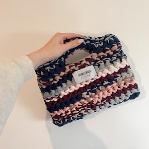 Häkeltasche COLLEGE - UNIKAT - aus Baumwoll T-Shirtgarn - Marine Burgundy Bordeaux Grau Rosa Taupe Mix