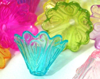 10 Pieces 15mm x 10mm Vintage Ruffled Tulip Lucite Flower Beads Plastic Beads Acrylic Flower Beads