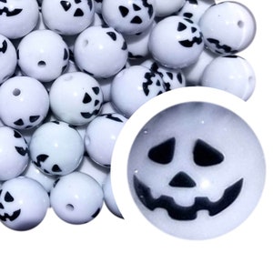 20mm Ghost Pumpkin Face Bubblegum Beads, 20mm Chunky Acrylic Bubble Gum Beads, Halloween, Jack O Lantern, Spooky, Opaque White, Beadable