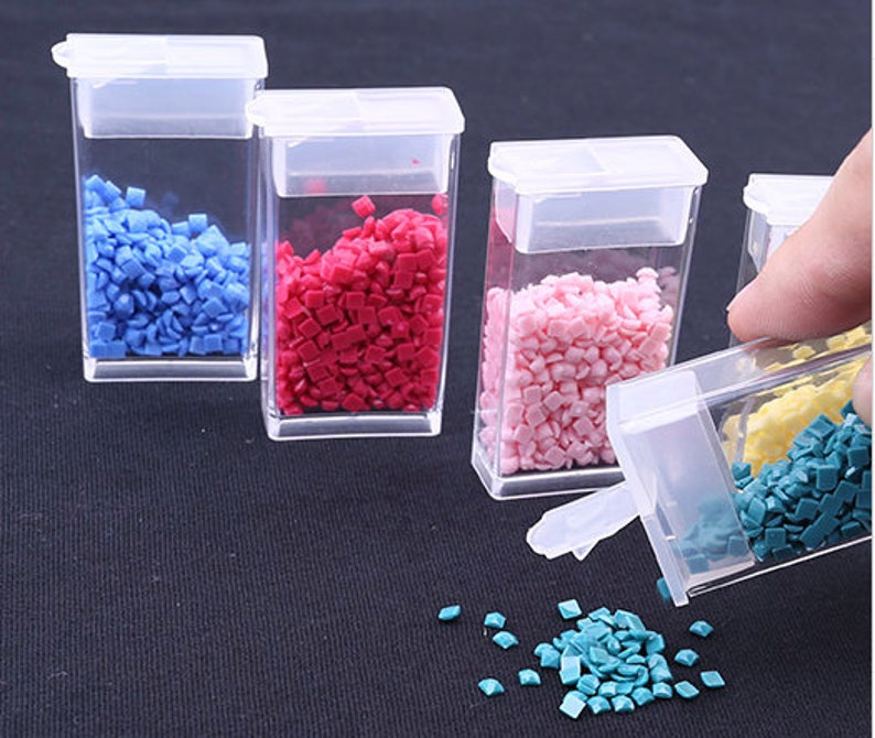 12 Flip Top Containers Plastic Bead Storage System For Diamond Painting Kits Drills Seed Beads Bo