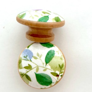 Herrajes florales para gabinetes, actualización de cocina, decoración de baño, tirador de cajón estilo granja, acento botánico, diseño de cabaña, renovación del hogar, muebles