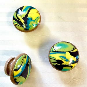 Knoppar, Färgglada knoppar, Skåpknoppar, Lådknoppar, Knoppar i polymerlera, Möbelknoppar, Dekorativa knoppar, Dekorativ knopp för lådor