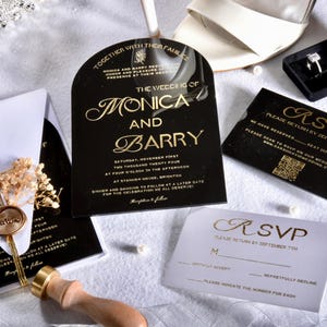 Inviti di nozze unici in acrilico nero, inviti per la festa di Quincenara stampati in lamina d'oro, scheda Rsvp con codice QR, cancelleria per matrimoni di lusso moderna