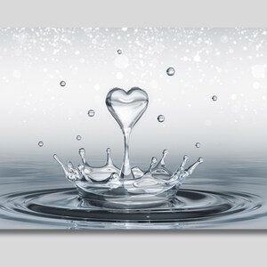 Heart Drop Splash Canvas Wall Art, Water Droplet Print Poster, Heart Art, Love Art, Splash Landscape, Bathroom Wall Decor, Gift for Lovers