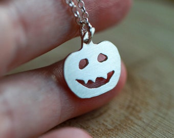 Pumpkin necklace - jack o lantern - halloween - spooky - sterling silver