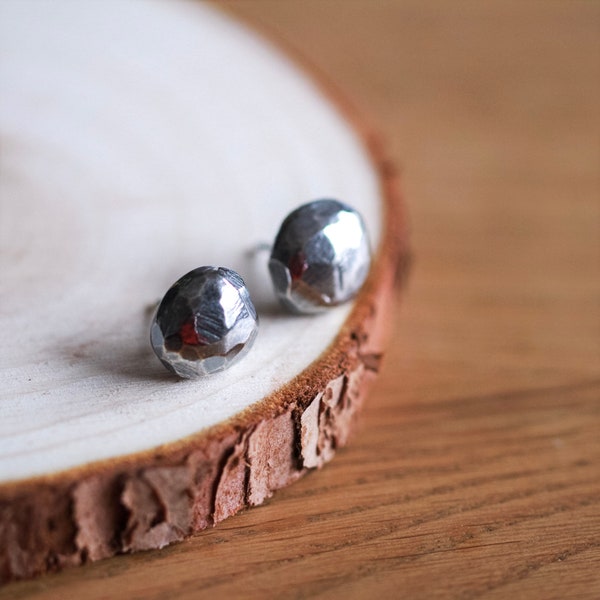 Chunky textured earrings - sterling silver - recycled silver - studs - Boucles d'oreilles