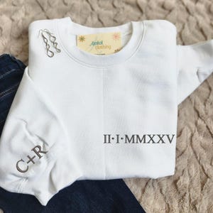 Sweat-shirt de mariage personnalisé pour la future mariée, date romaine, cadeau de mariage pour demoiselle d&#39;honneur, cadeau de mariée, style pull, date de mariage