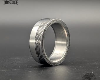 Personalized Damascus Steel & Pure Silver Ring: Engraved Two-Tone Wedding Band