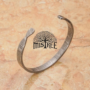 Aurora Slim Handcrafted Damascus Steel Bracelet - Thin Damascus Steel Cuff with Unique Intricate Design for Men and Women - 7mm Wide Thick
