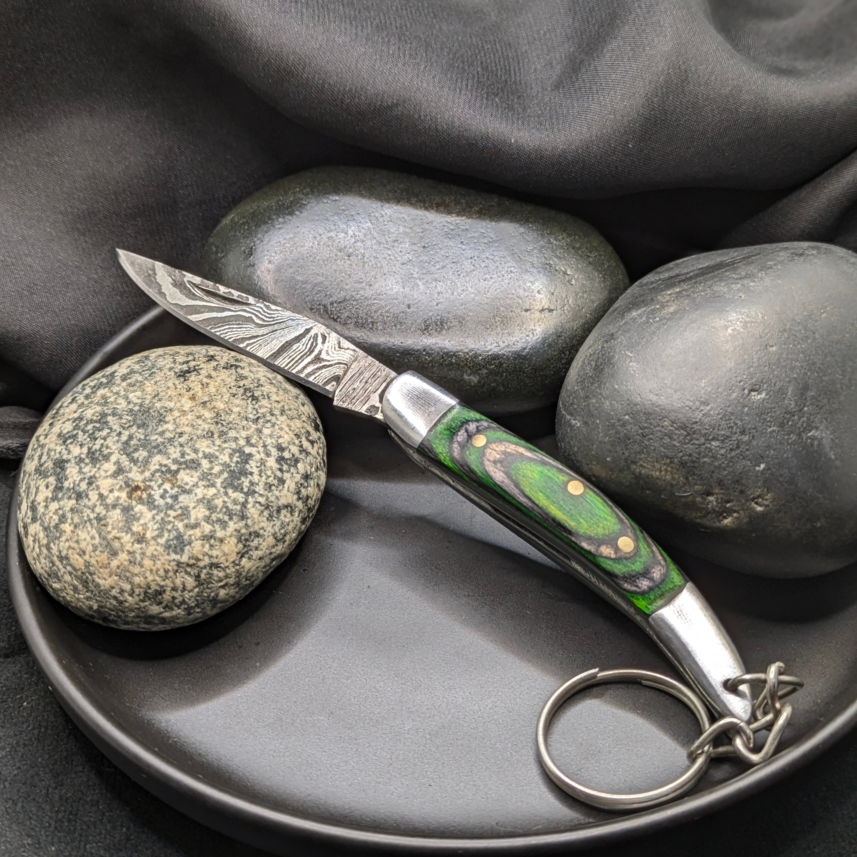Handmade Damascus Knife Keychain, Damascus Steel Pocket Knives, Metal ...