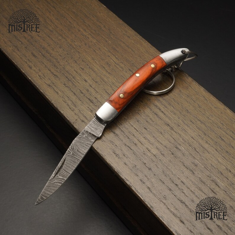 Handmade Damascus Steel Keychain Knife: Wooden Grip Pocket Knife - Etsy