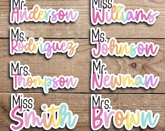 Pegatina personalizada con el nombre del profesor, etiqueta personalizada para profesor, nombre arcoíris, etiquetas para la vuelta al cole, decoración para el aula, regalo para profesores, pegatina de la Sra.