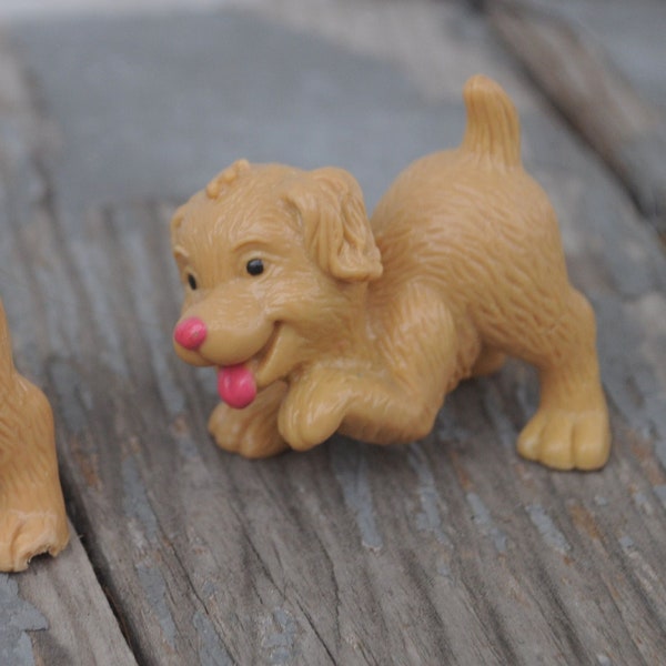 Vintage Fisher Price Happy Family Dollhouse Playful Puppy - Golden Retriever - Playing Dog - Cute / Kawaii / Miniature