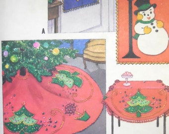 McCall's 2405 - Adorable Christmas DIY Decorations - Vintage 1950s/60s - Snowman, Tree Skirt, Tablecloth, Wall Hanging, Etc. UNCUT Gift Idea