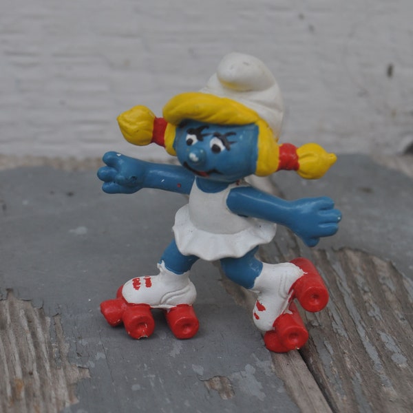 Vintage 1970s Smurfs Figurine by Schleich - 1976 - Smurfette on Roller Skates - Cute / Kawaii Vinyl Miniature - Roller Derby - Skating