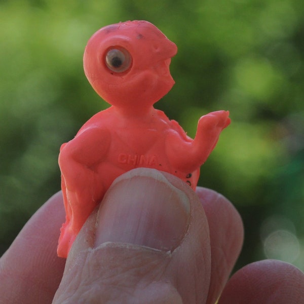 Vintage Googly-Eyed Turtle / Tortoise Pencil Topper - Google-Eye, Cute, Kawaii - Eraser - Coral / Pink Colored