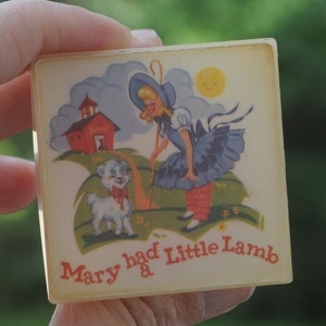 Vintage 1960s - 1980s Mary had a Little Lamb Night Light - WORKS! - Cute / Kawaii / Fairy Tale / Nursery Rhyme - Glows Red