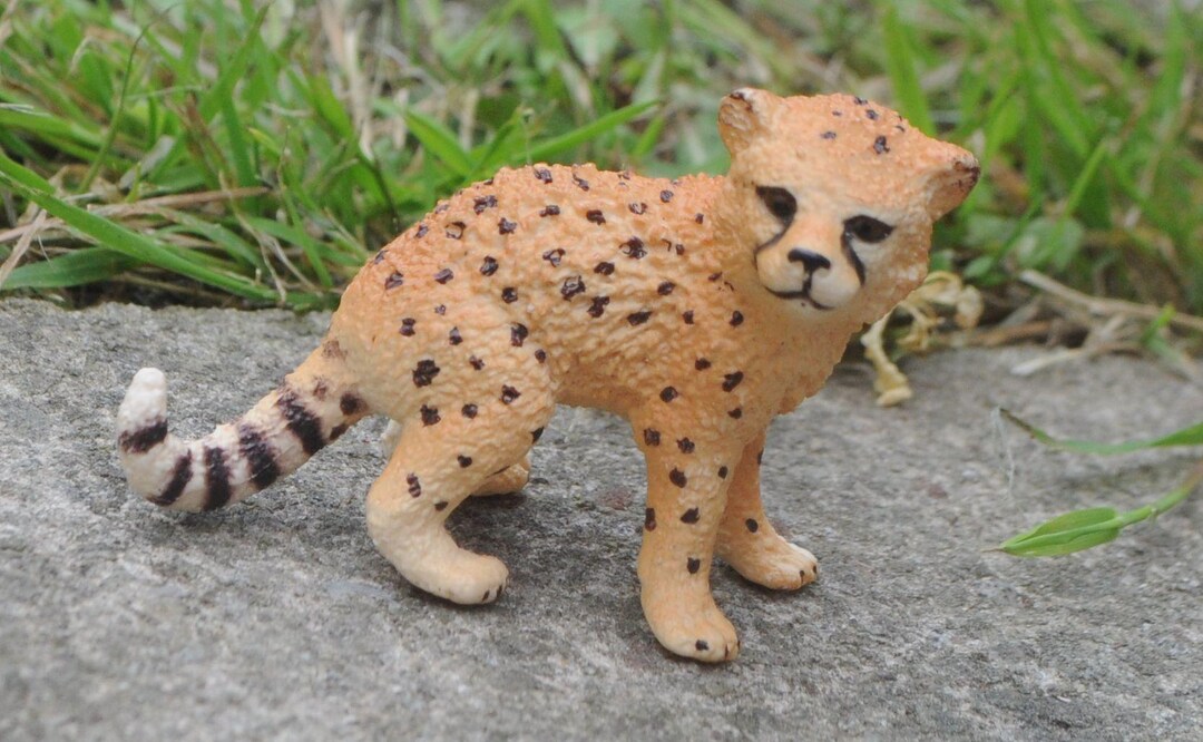 Miniature SCHLEICH #14747 Cheetah Cub Figurine for Diorama, OOAK